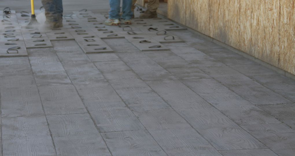 Avantaje și dezavantaje ale betonului amprentat