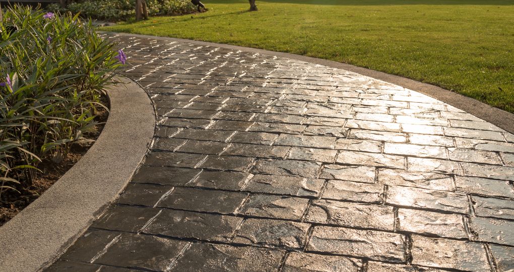 Ce materiale se folosesc la beton amprentat
